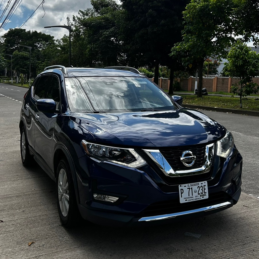 NISSAN ROGUE  2019